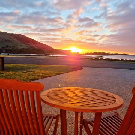 Pounawea Waterfront Motels Eksteriør billede