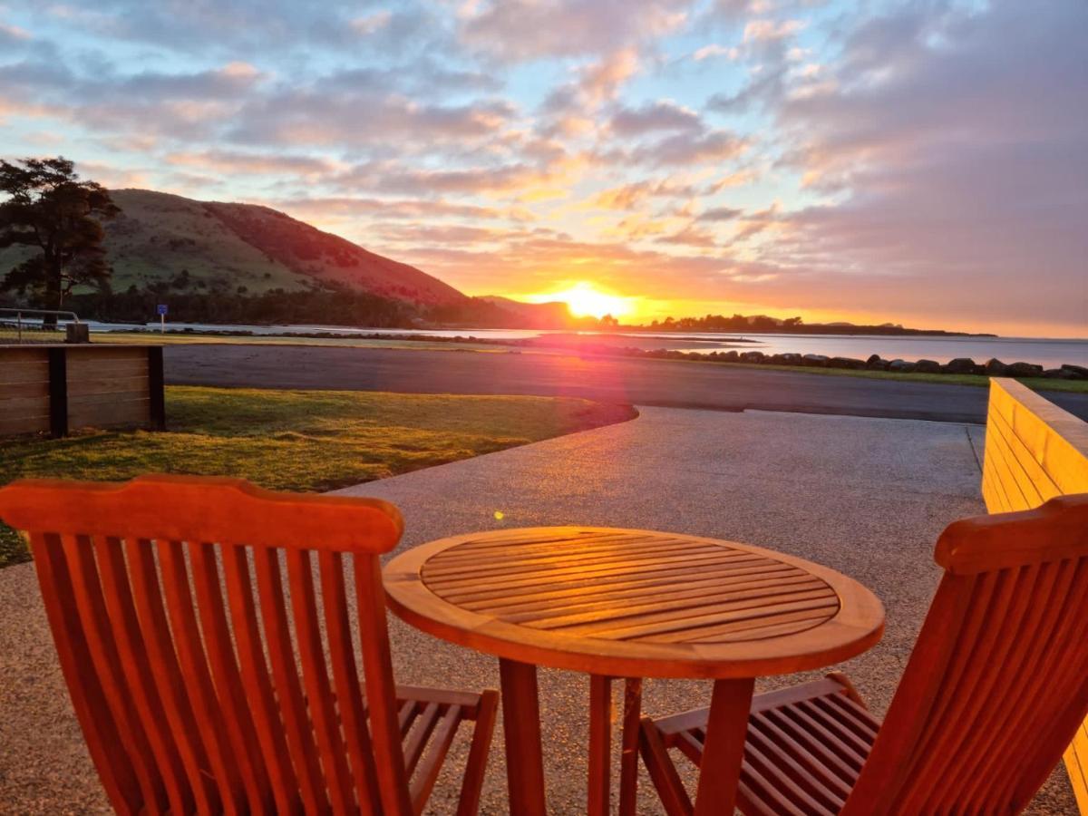 Pounawea Waterfront Motels Eksteriør billede