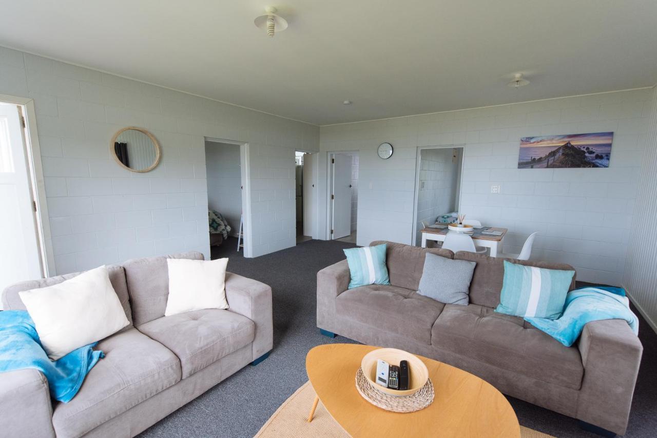 Pounawea Waterfront Motels Eksteriør billede